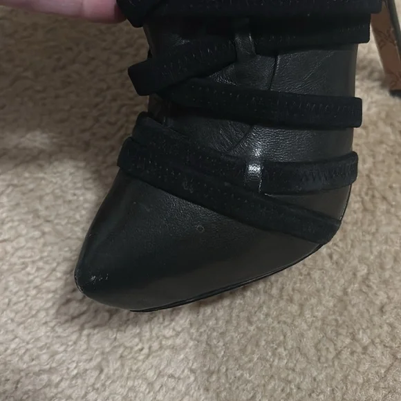 L.A.M.B. Heels - Picture 2 of 14